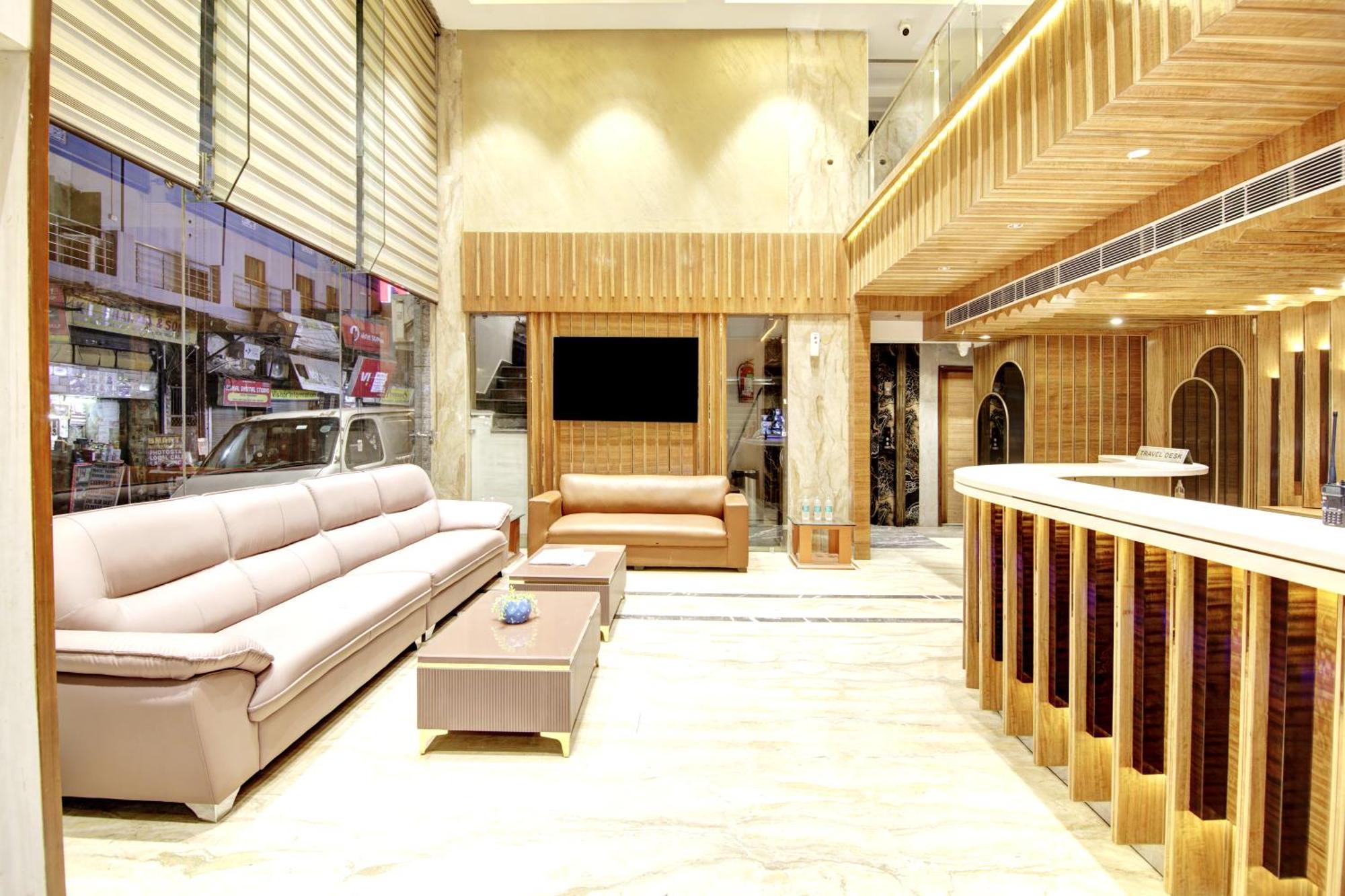 Hotel Krishna Plaza 'New Delhi' - By M S Hospitality Exteriér fotografie