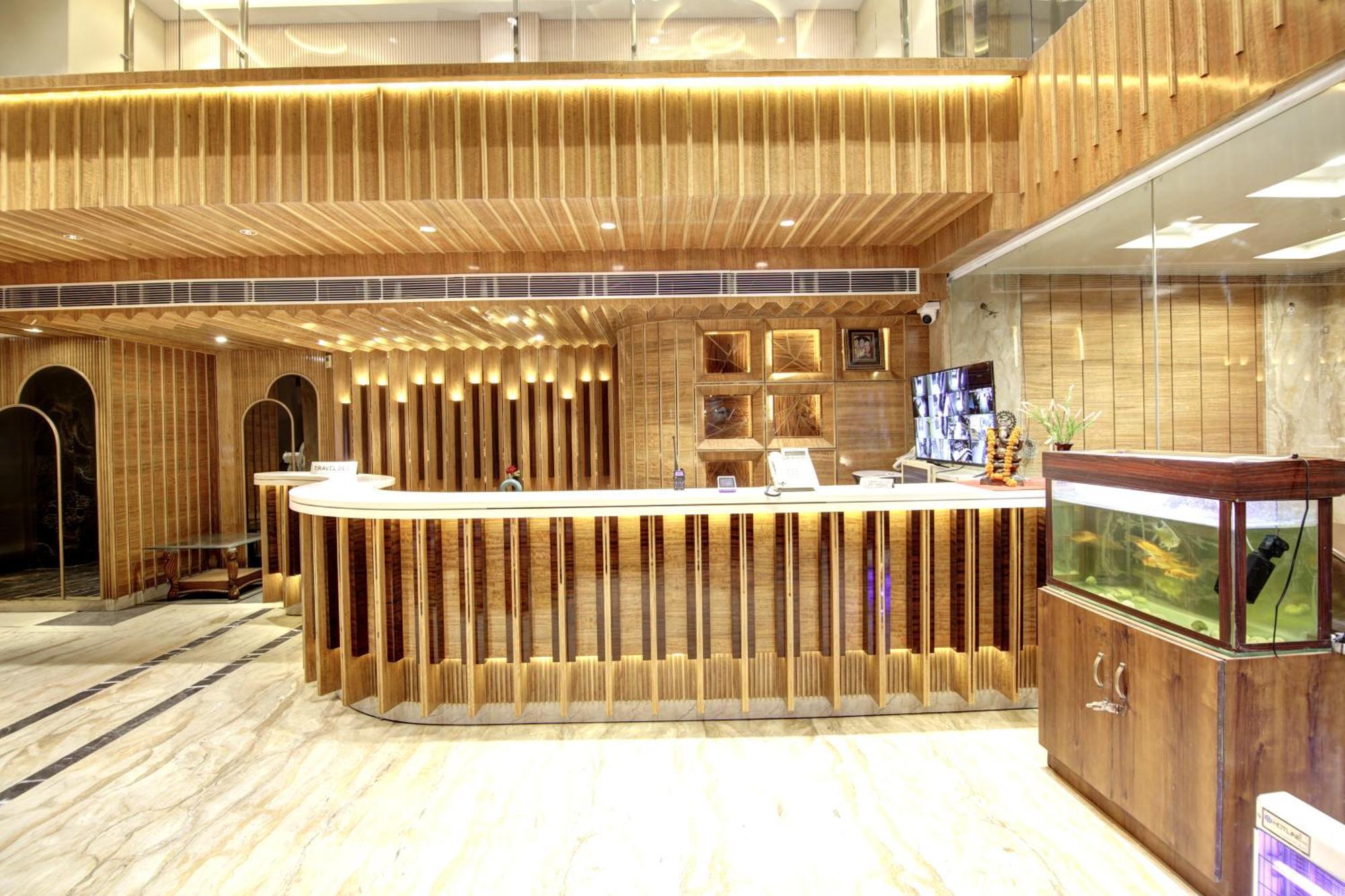 Hotel Krishna Plaza 'New Delhi' - By M S Hospitality Exteriér fotografie
