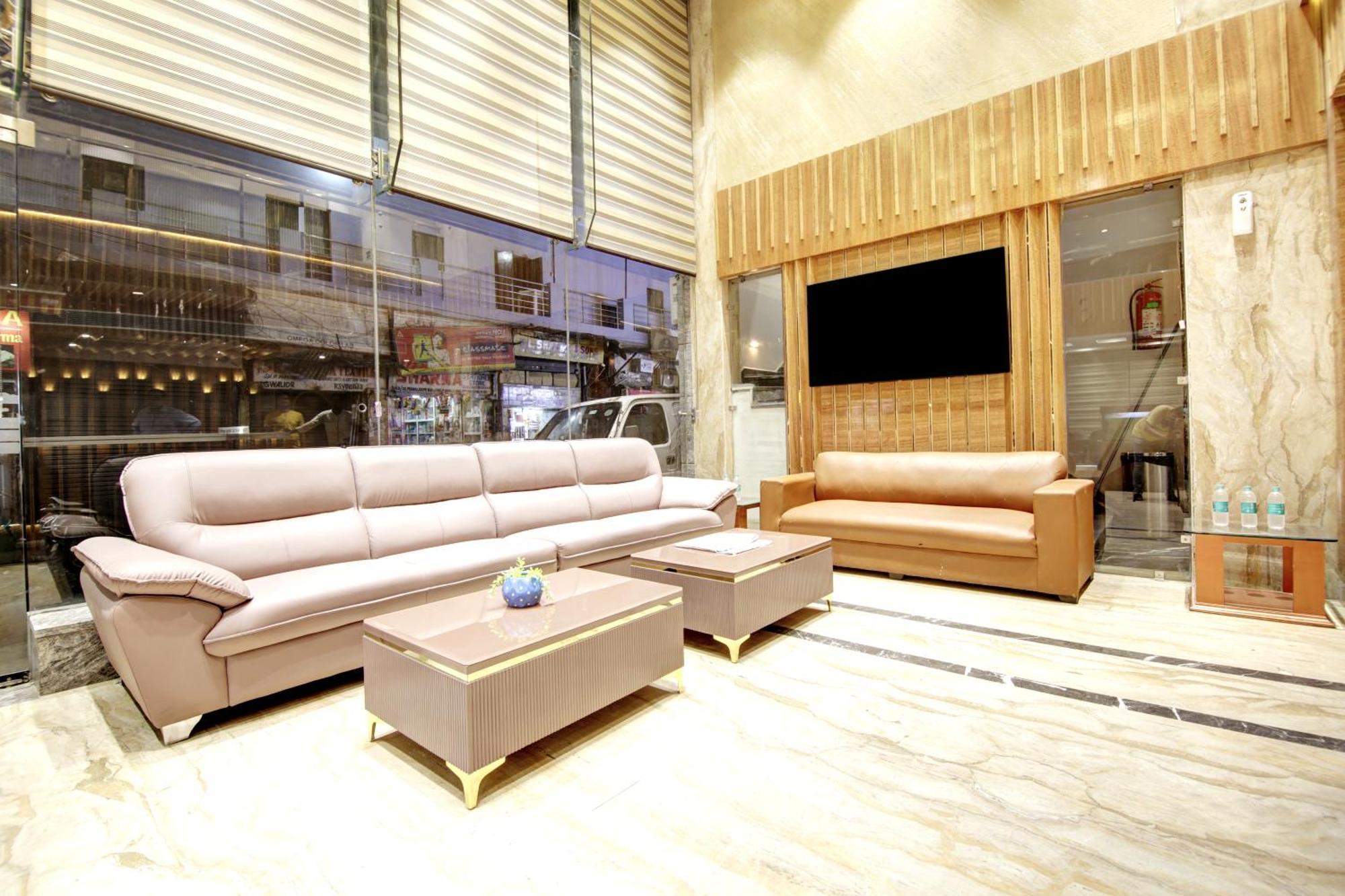 Hotel Krishna Plaza 'New Delhi' - By M S Hospitality Exteriér fotografie