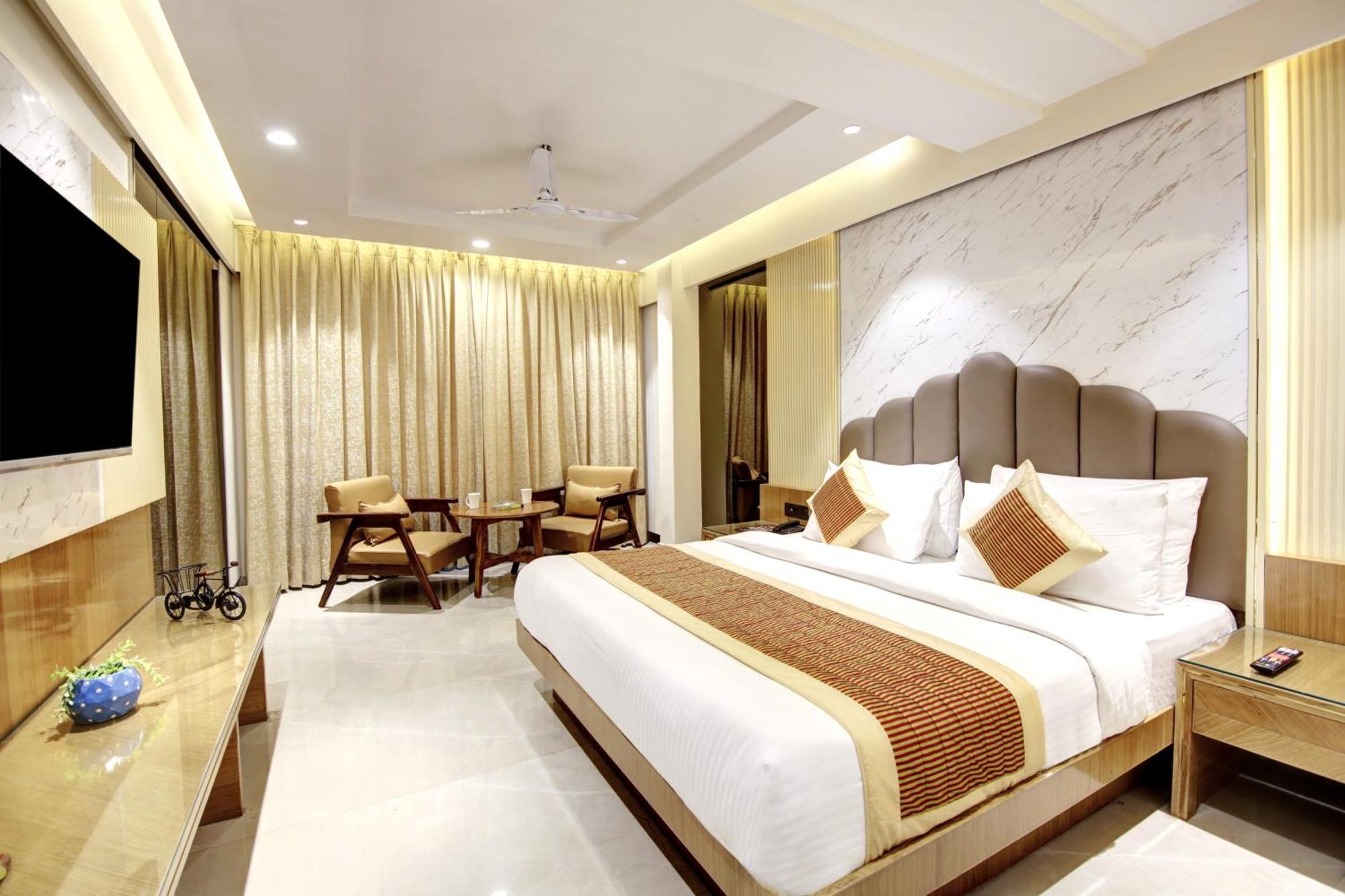 Hotel Krishna Plaza 'New Delhi' - By M S Hospitality Exteriér fotografie