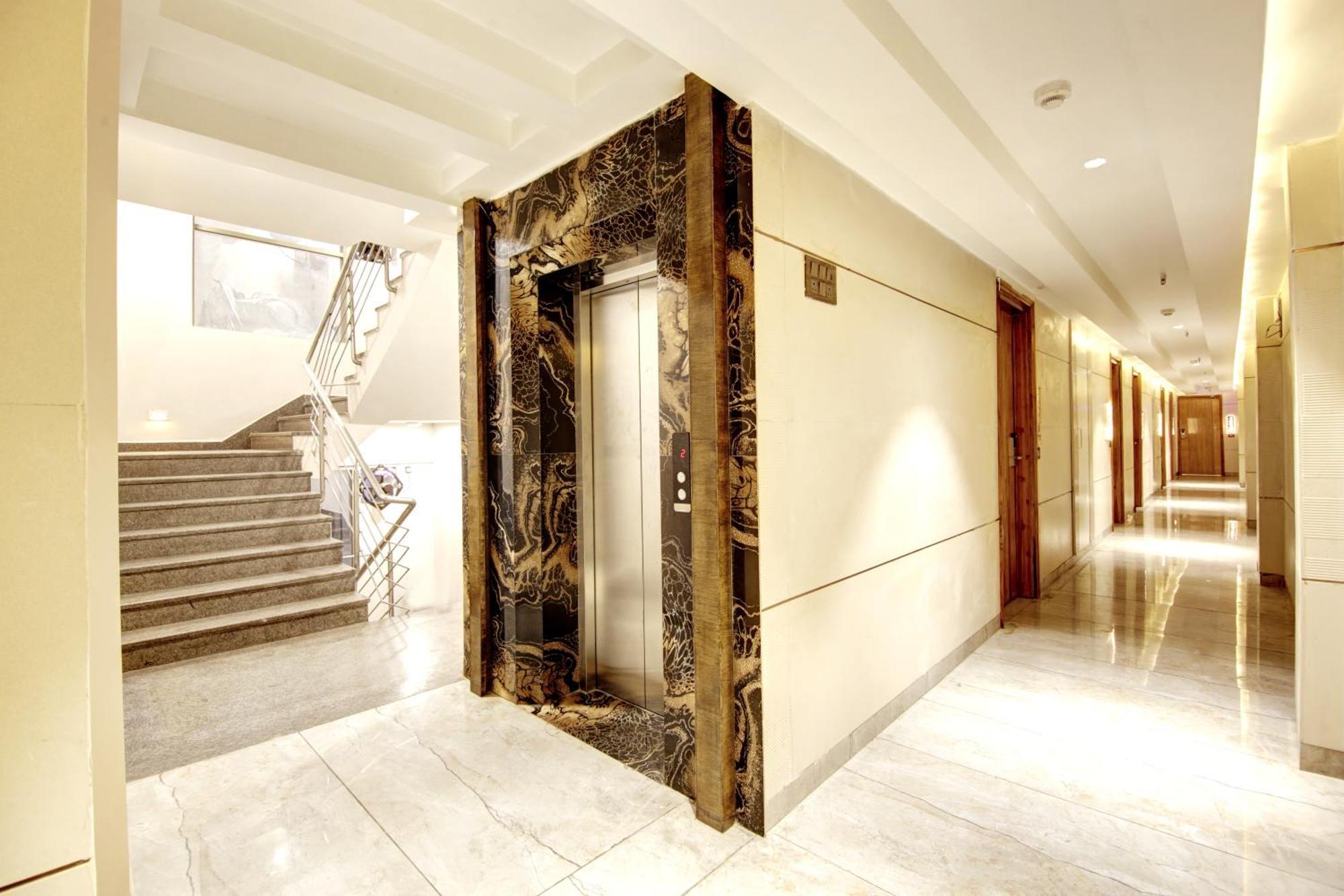 Hotel Krishna Plaza 'New Delhi' - By M S Hospitality Exteriér fotografie