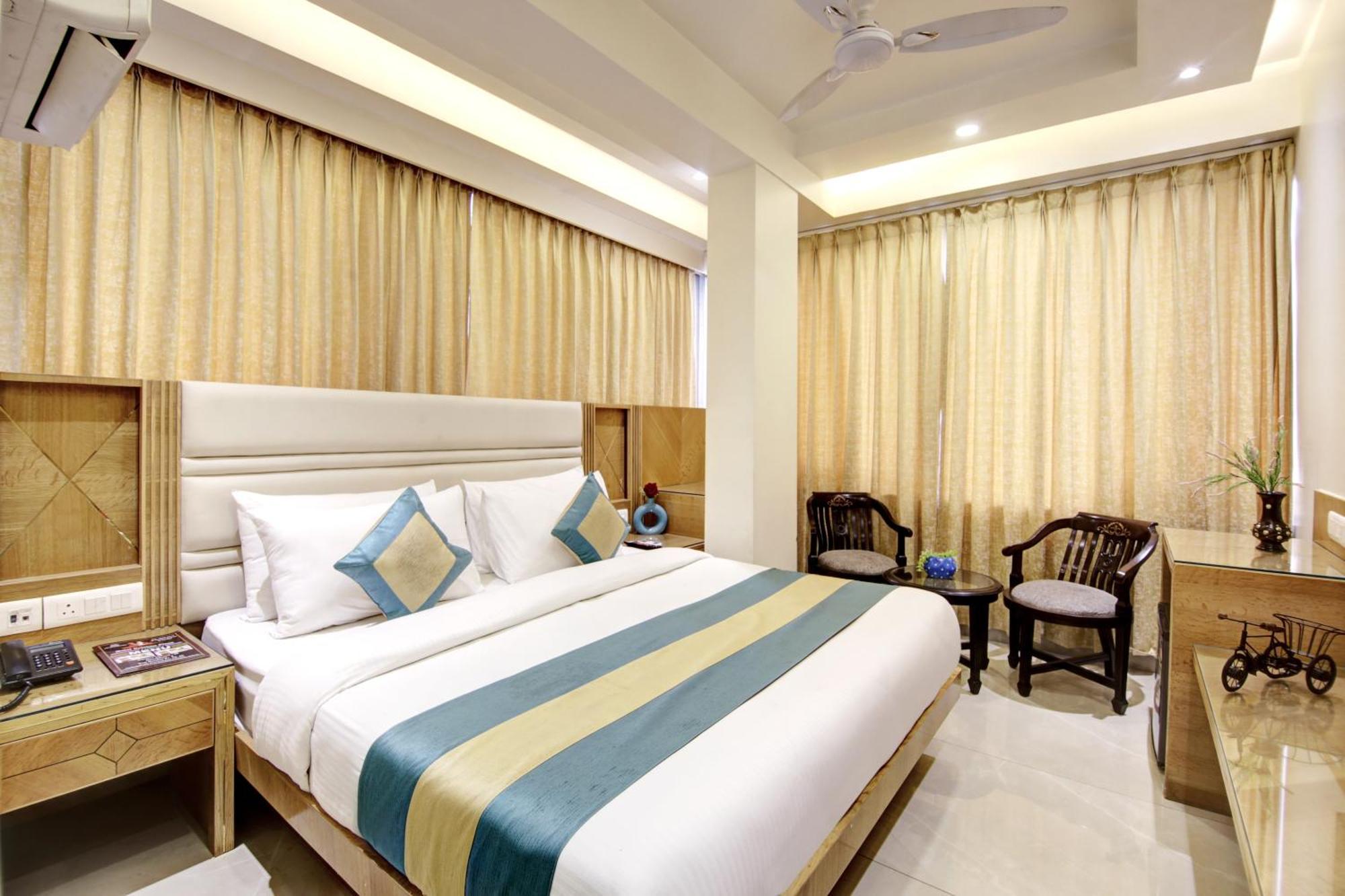 Hotel Krishna Plaza 'New Delhi' - By M S Hospitality Exteriér fotografie