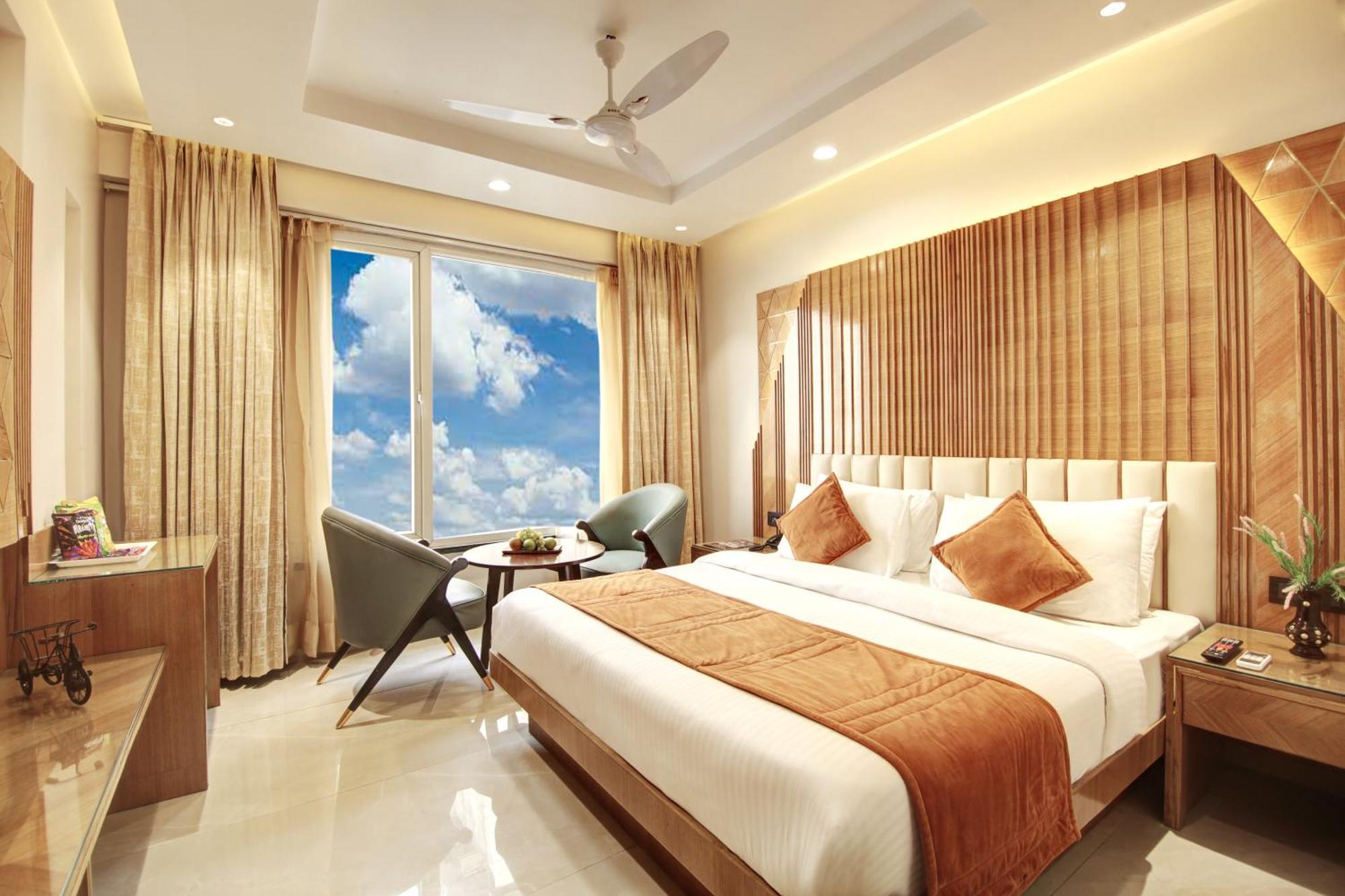 Hotel Krishna Plaza 'New Delhi' - By M S Hospitality Exteriér fotografie