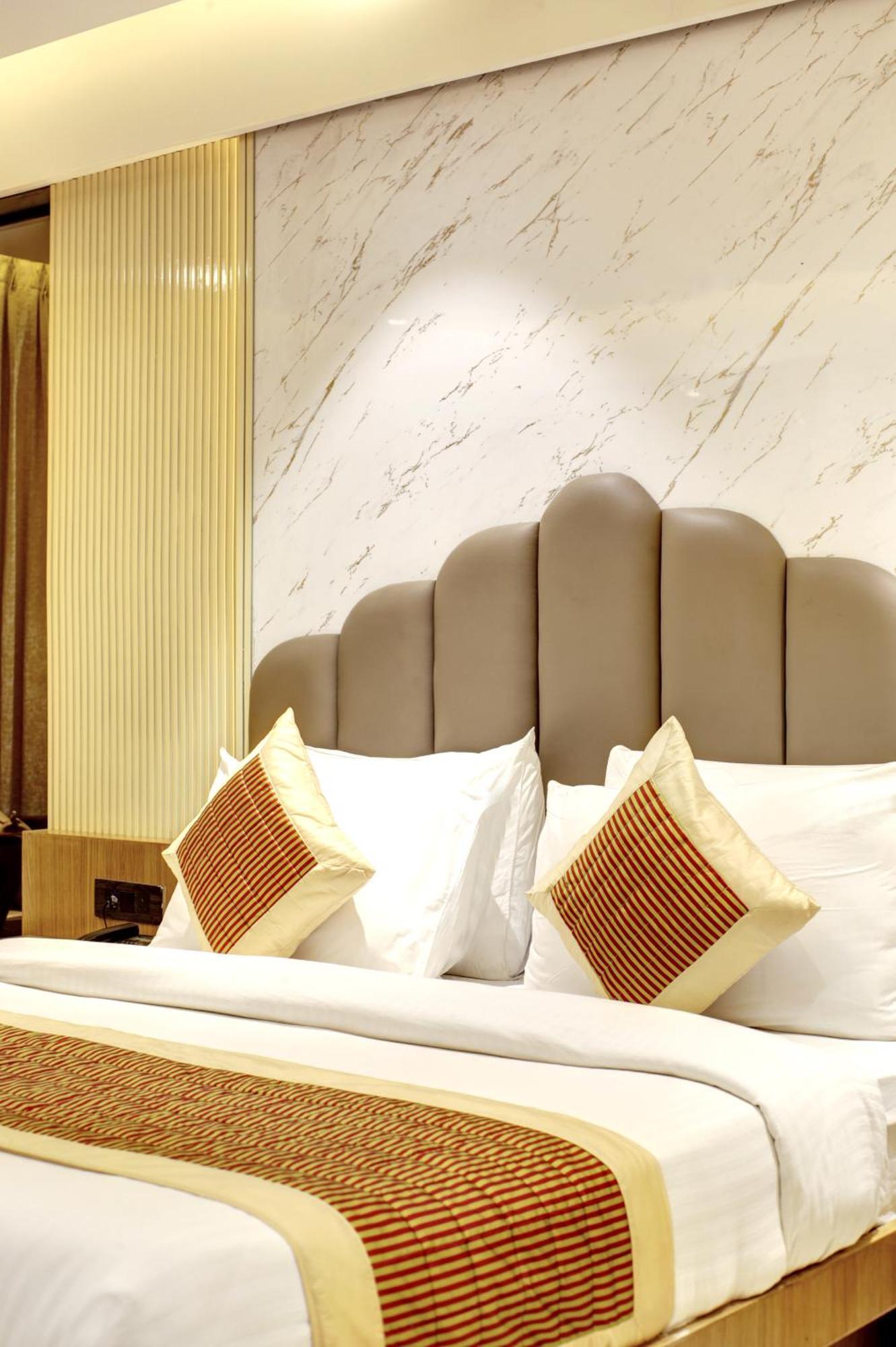 Hotel Krishna Plaza 'New Delhi' - By M S Hospitality Exteriér fotografie