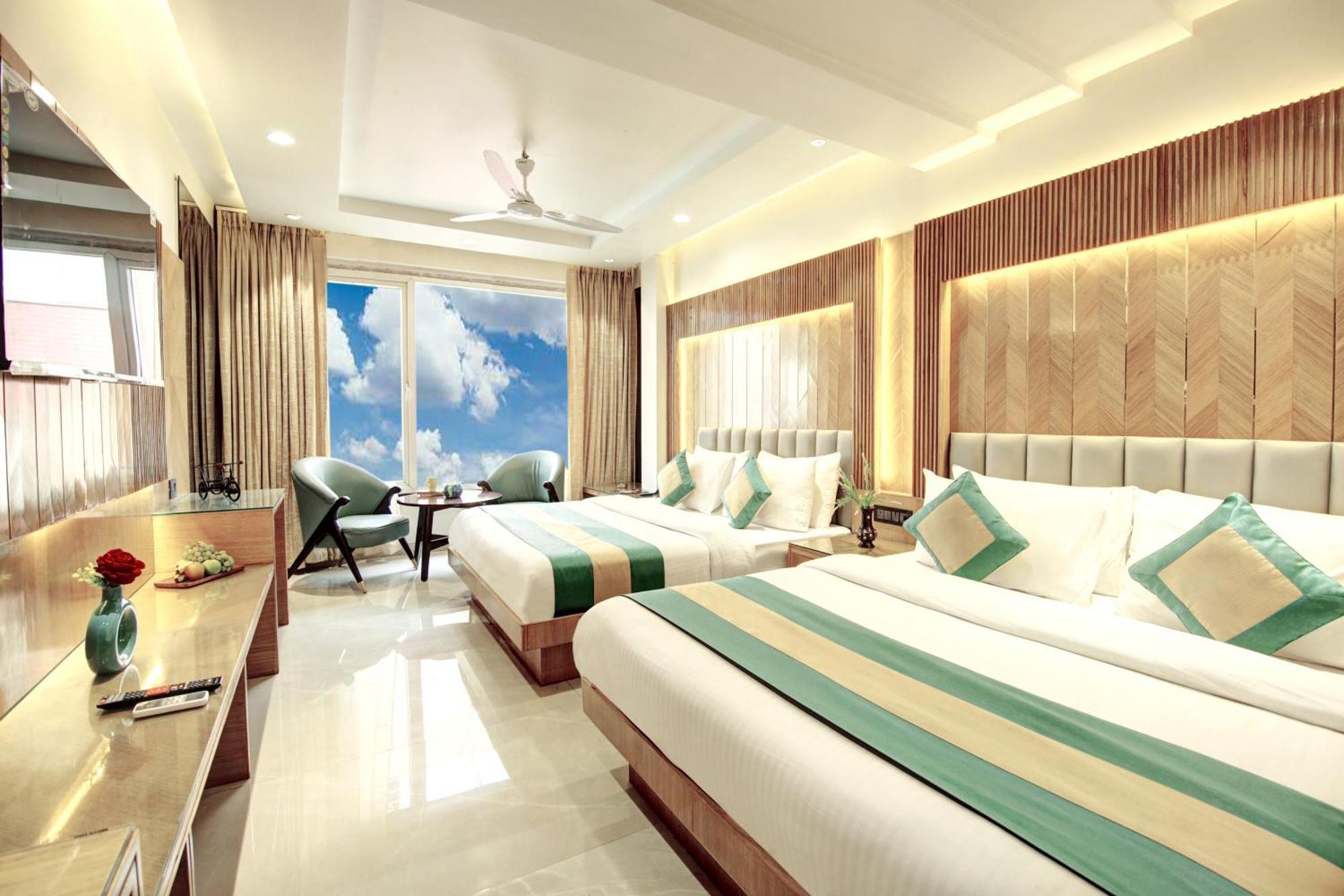 Hotel Krishna Plaza 'New Delhi' - By M S Hospitality Exteriér fotografie