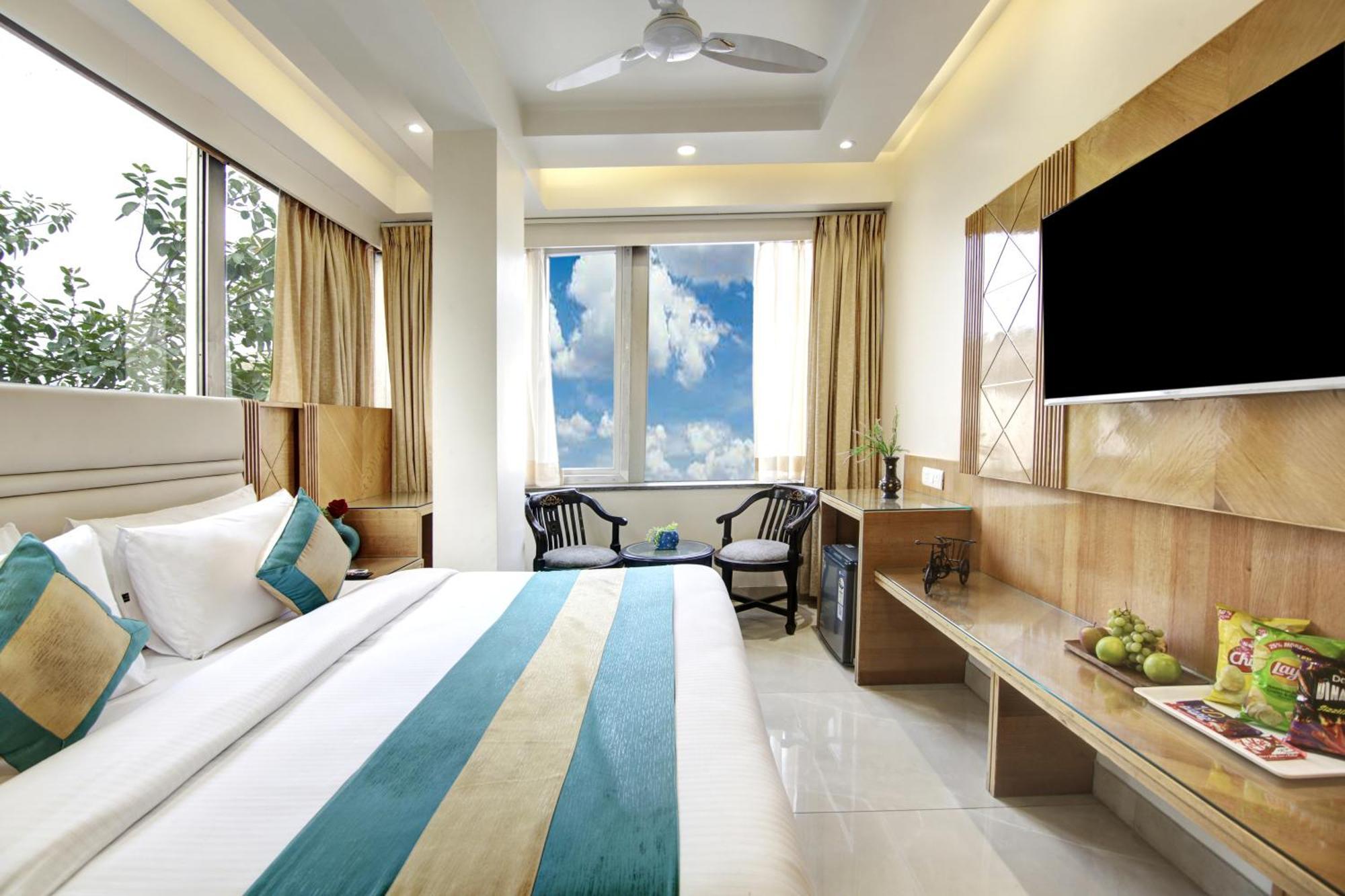 Hotel Krishna Plaza 'New Delhi' - By M S Hospitality Exteriér fotografie