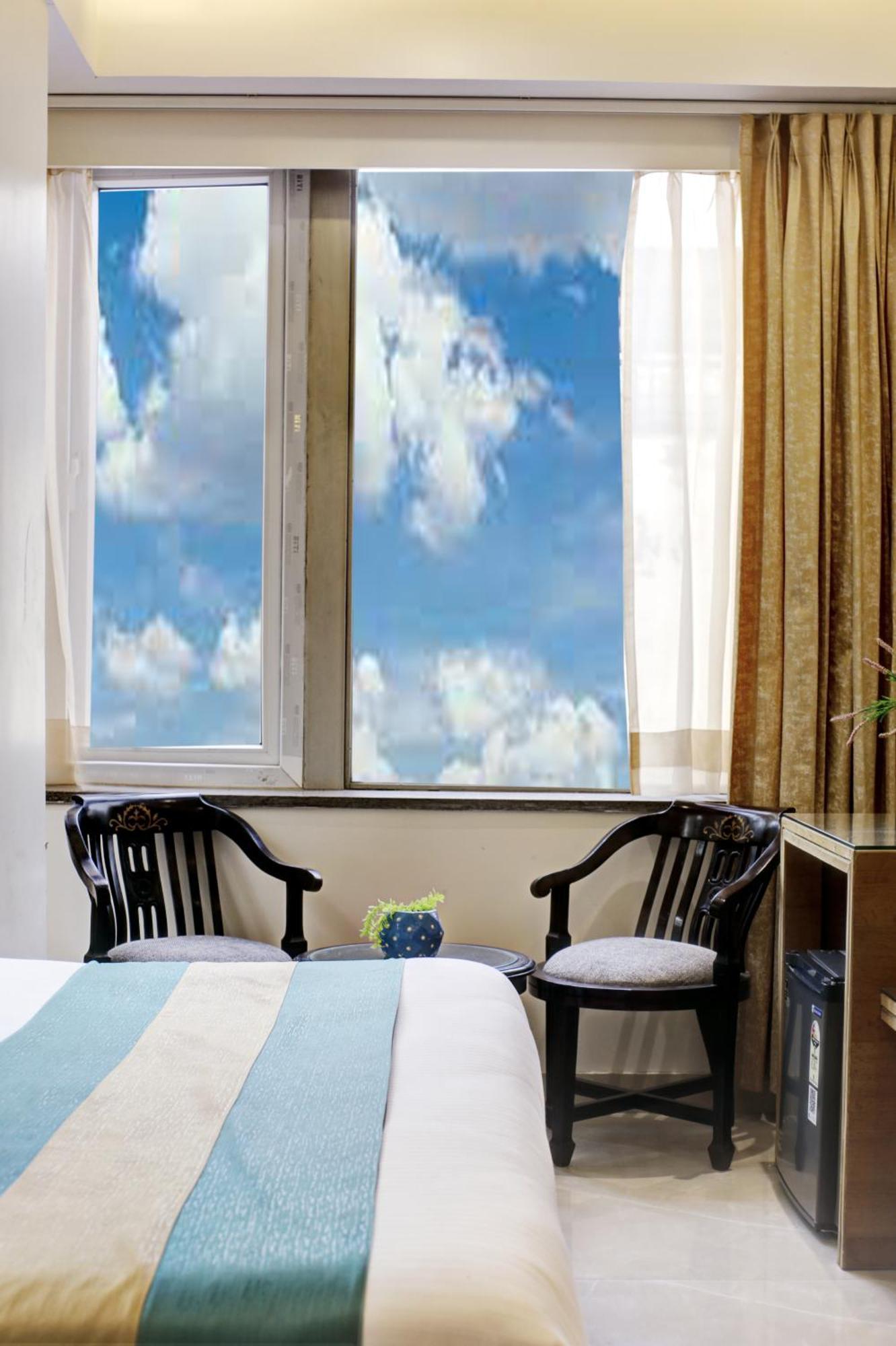 Hotel Krishna Plaza 'New Delhi' - By M S Hospitality Exteriér fotografie