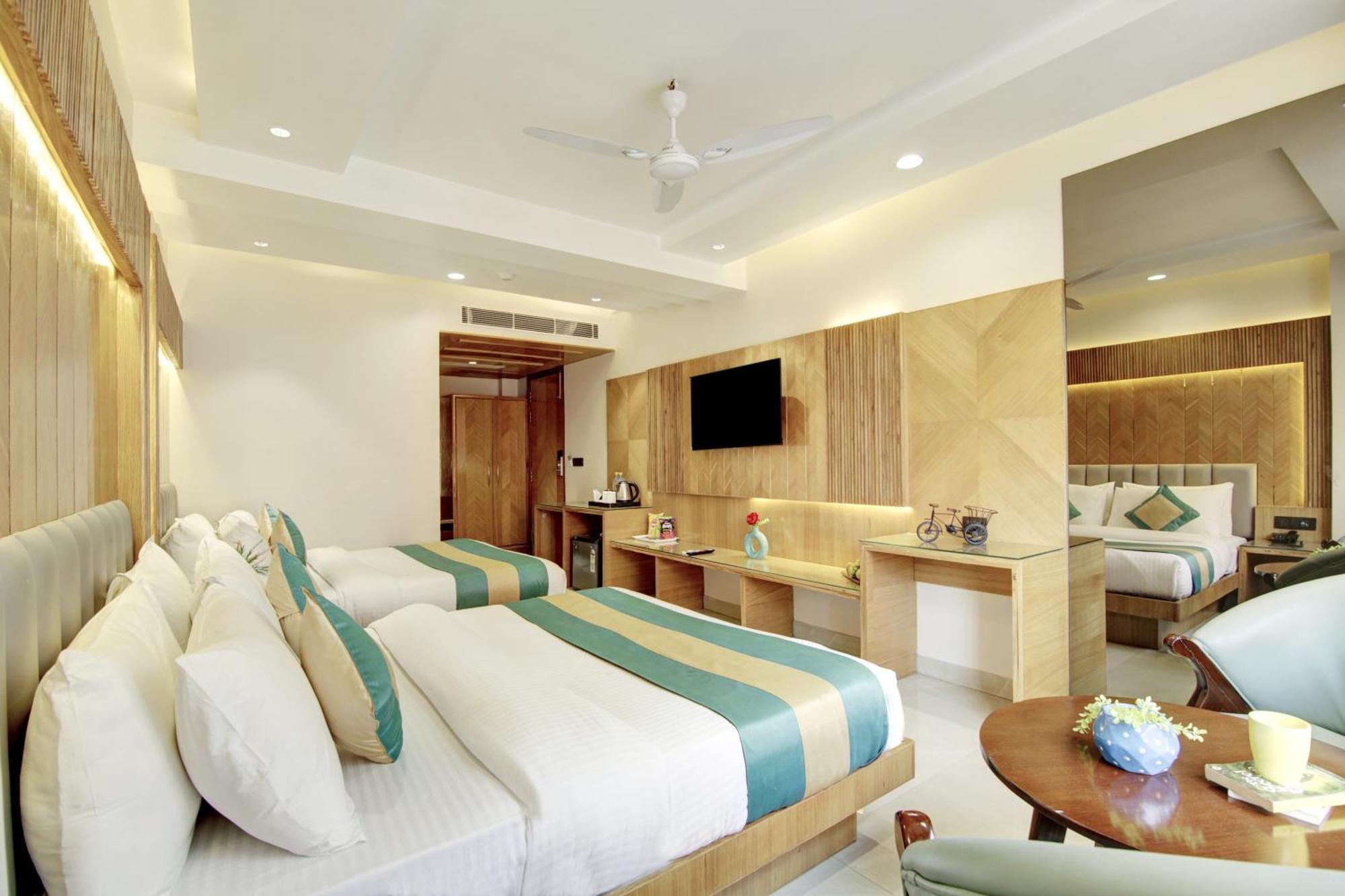 Hotel Krishna Plaza 'New Delhi' - By M S Hospitality Exteriér fotografie